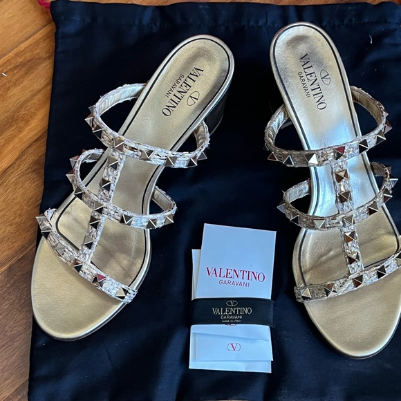 Valentino Garavani Rockstud Cage sandals, NEW - Picture 7 of 17